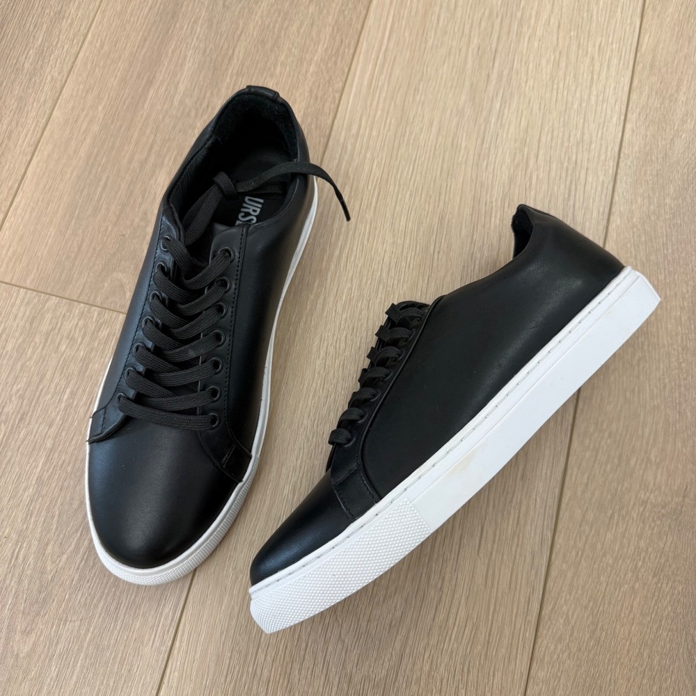 TT Thursday Boot Co Premier Low Top Sneakers Black Matte Leather Women Shoes 9.5